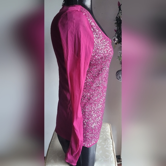 Tristan Fushia Sequin Sheer Long Sleeve Scoop Neck Top L - Picture 4 of 7